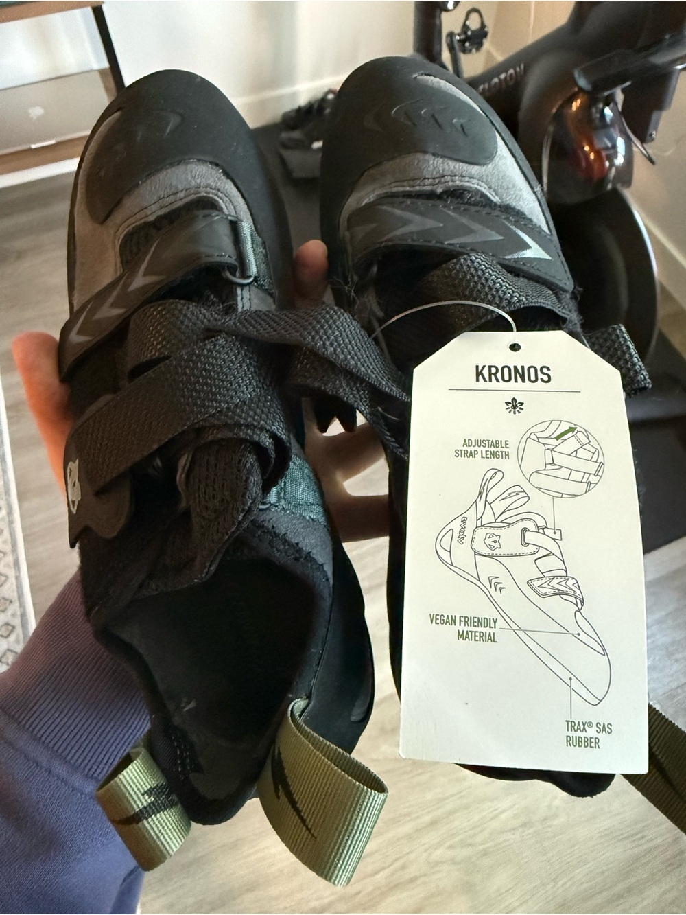 Women’s Black Athletic Climbing Shoes